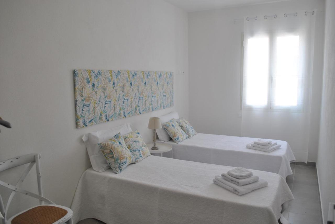 Casa Lory - Appartamento Con 2 Camere In Centro Abitato Orosei Bagian luar foto